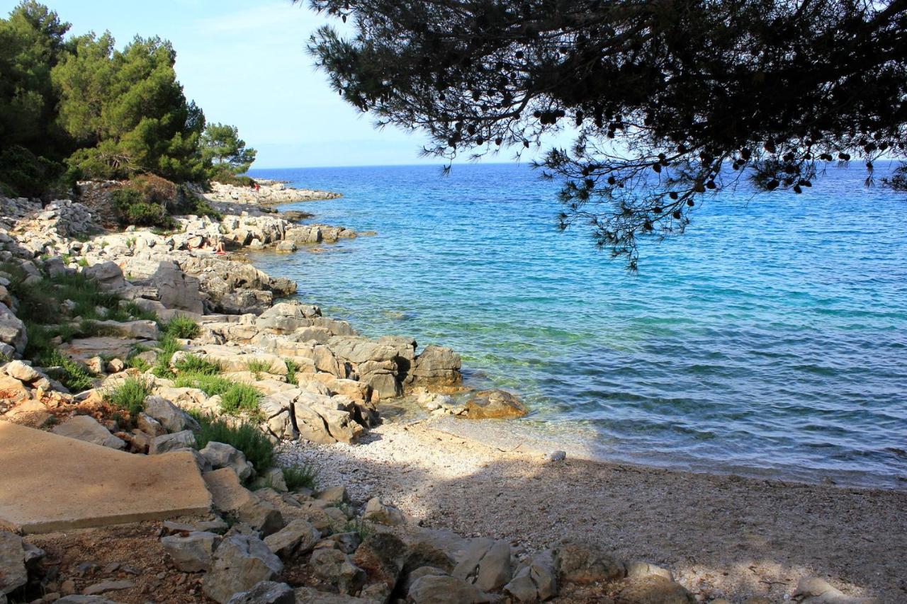 Apartments With A Parking Space Mali Lošinj Eksteriør billede