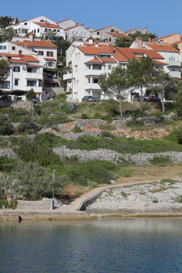 Apartments With A Parking Space Mali Lošinj Eksteriør billede