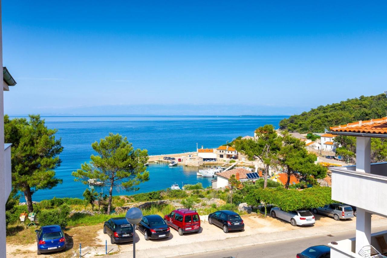 Apartments With A Parking Space Mali Lošinj Eksteriør billede