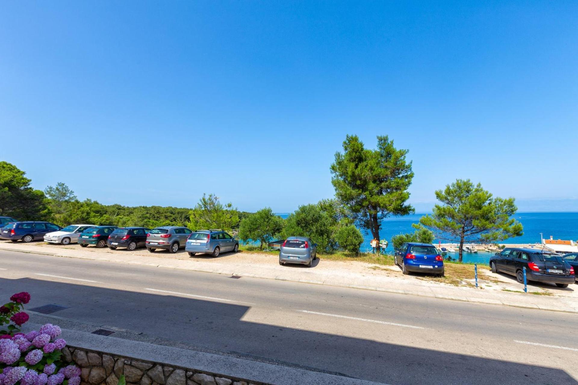 Apartments With A Parking Space Mali Lošinj Eksteriør billede